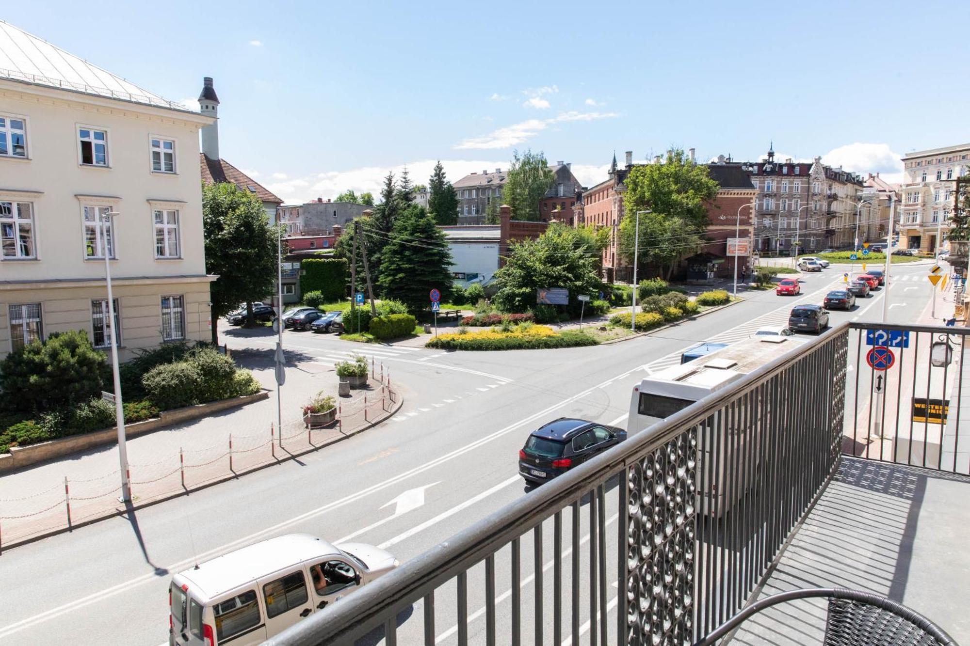 דירות קלודז'קו Apartament Old Town Premium Z Balkonem מראה חיצוני תמונה